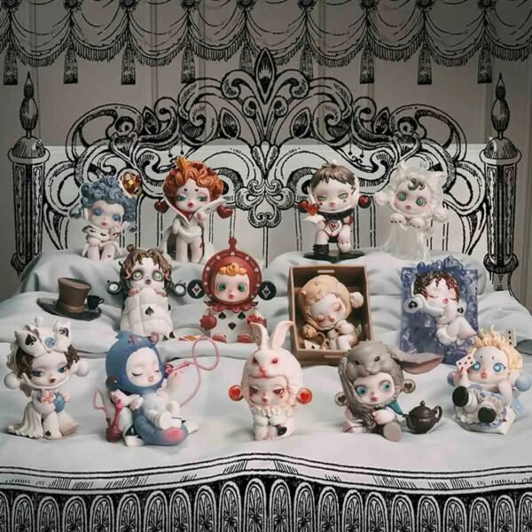 SKULLPANDA  Everyday Wonderland Series Blind Box